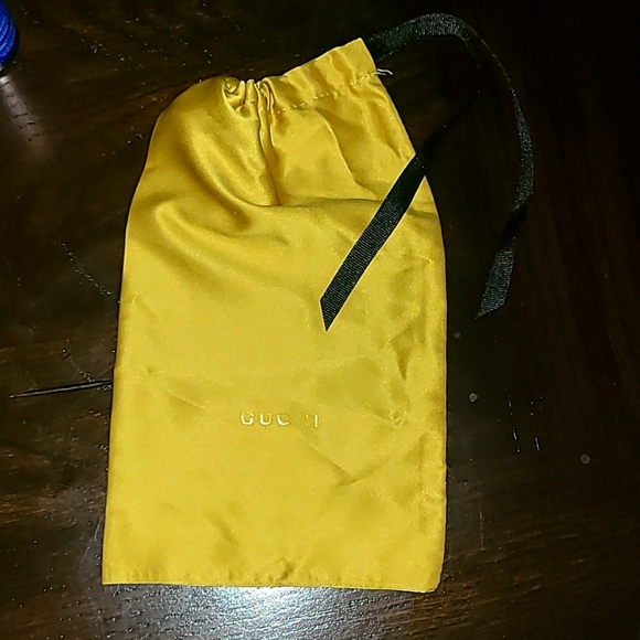 🕶Gucci Glasses pouch🕶 - Picture 2 of 2